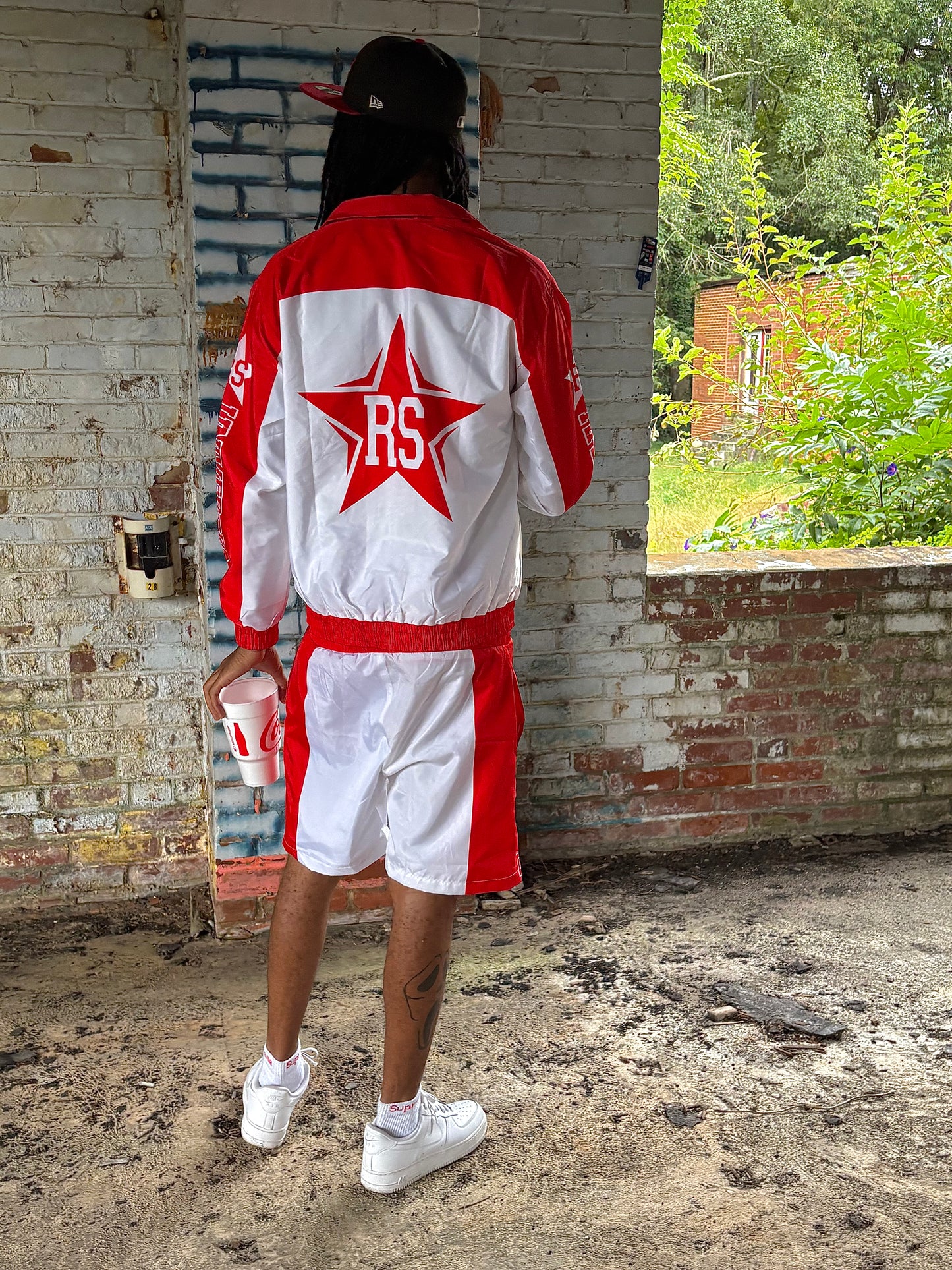Red/white windbreaker short suit